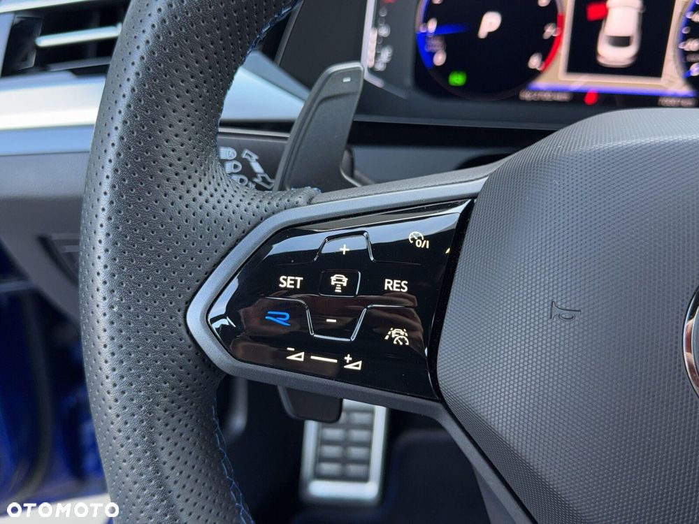Volkswagen Arteon 2.0 TSI 4Motion R DSG - 23