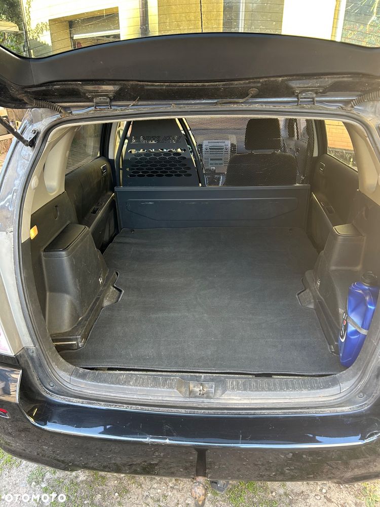 Toyota Corolla Verso 2.2 D-4D Premium - 2