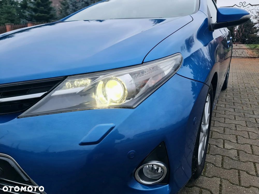 Toyota Auris 2.0 D-4D Executive - 20