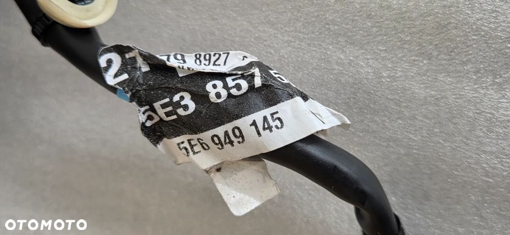 LUSTERKO LEWE 15+2PIN SKODA OCTAVIA IV 2019- 5E4857407K - 5