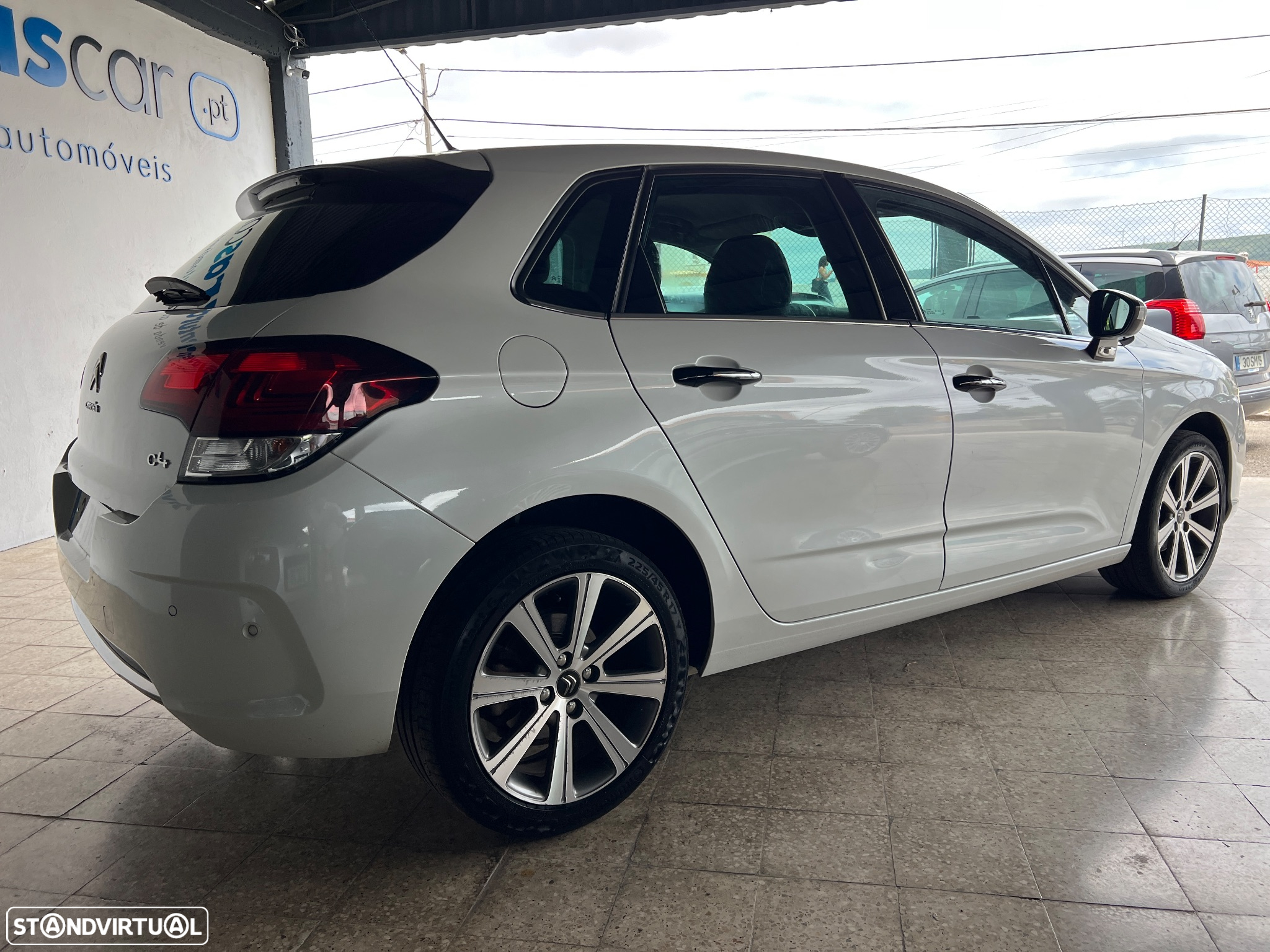 Citroën C4 1.6 BlueHDi Shine - 4