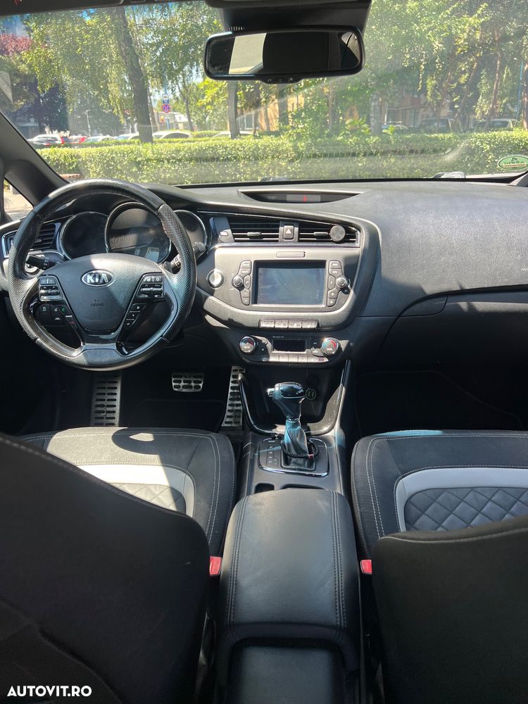 Kia Ceed 1.6 CRDi 136 DCT ISG GT Line - 9