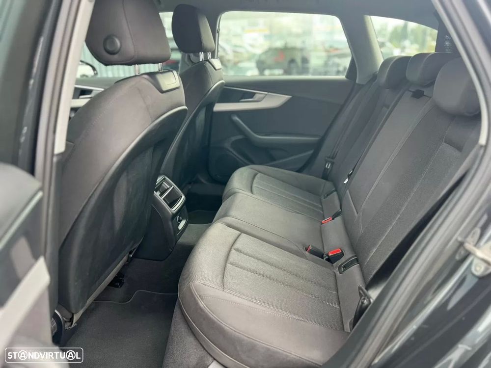 Audi A4 Avant 35 TDI Fleet Edition S tronic - 9