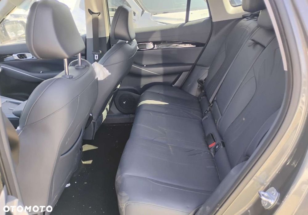 Geely EX5 - 10