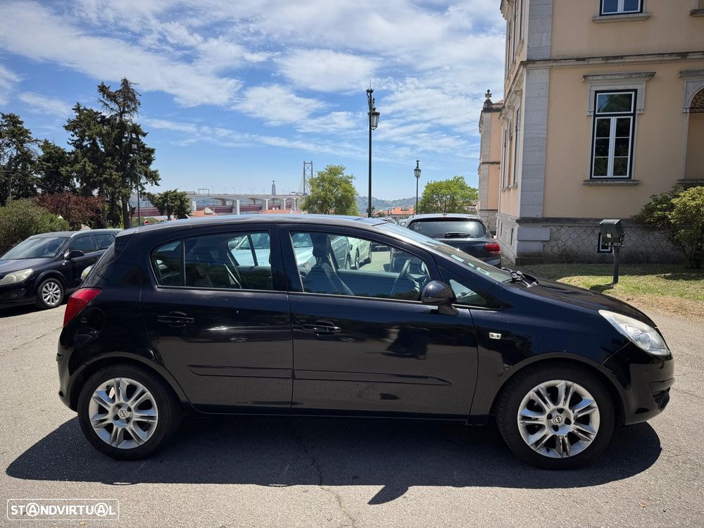 Opel Corsa 1.2 Cosmo 111 - 1
