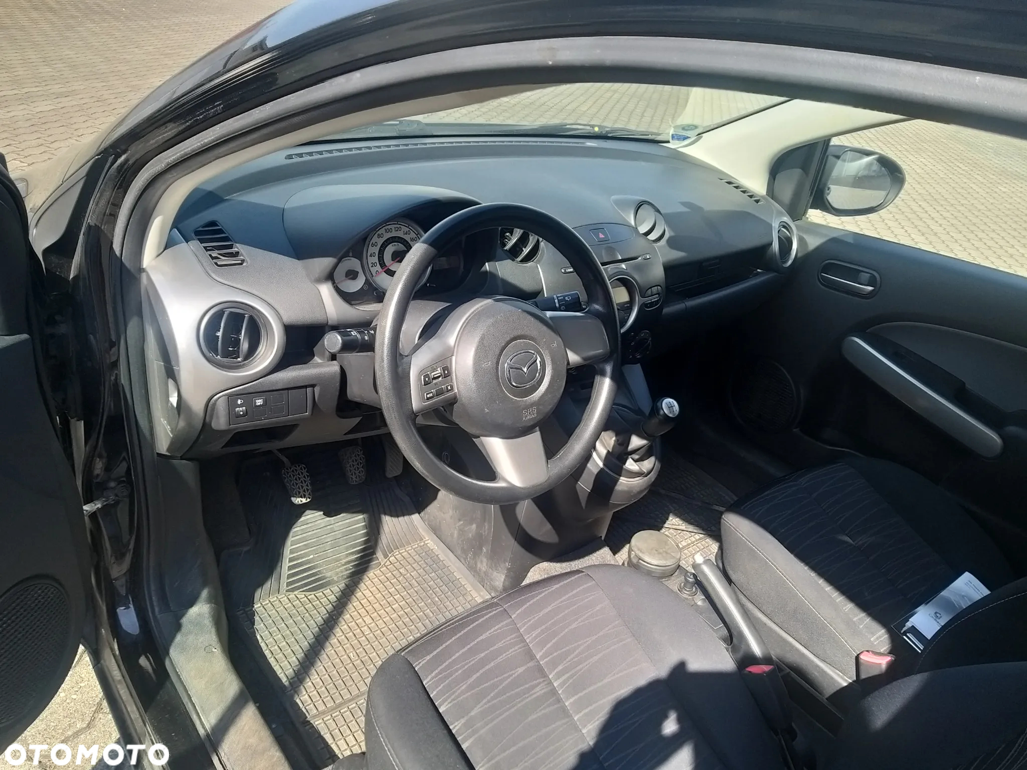 Mazda 2 1.3 Exclusive - 3