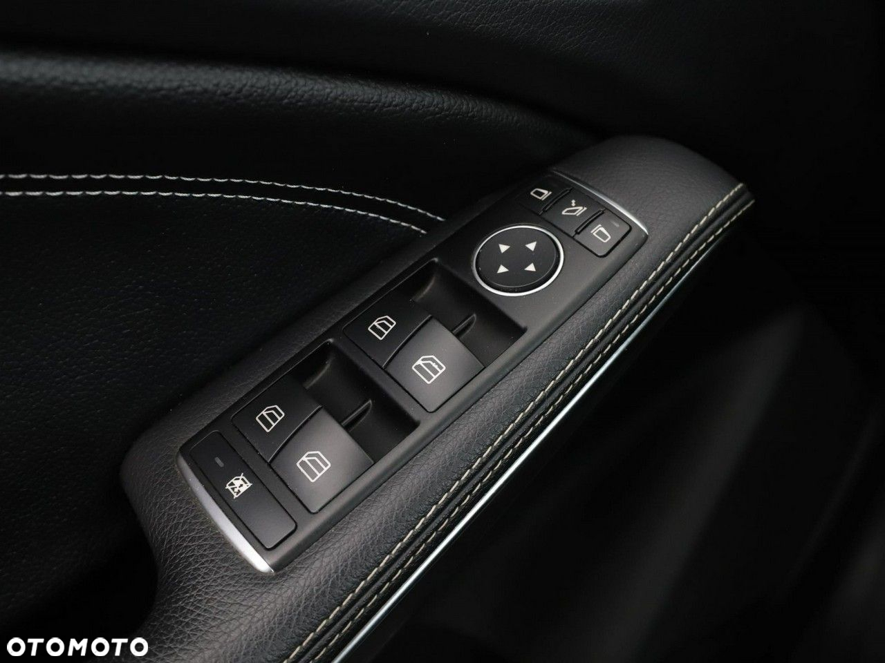 Mercedes-Benz CLA - 29