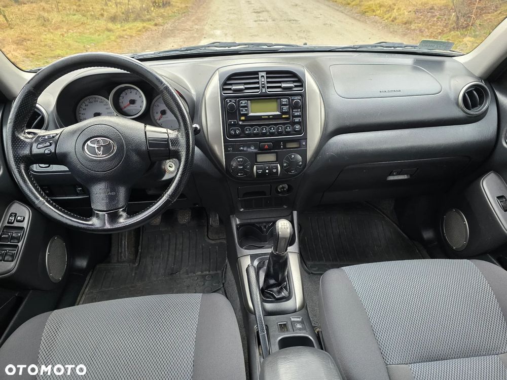 Toyota RAV4 2.0 VVT-i 4x4 - 9
