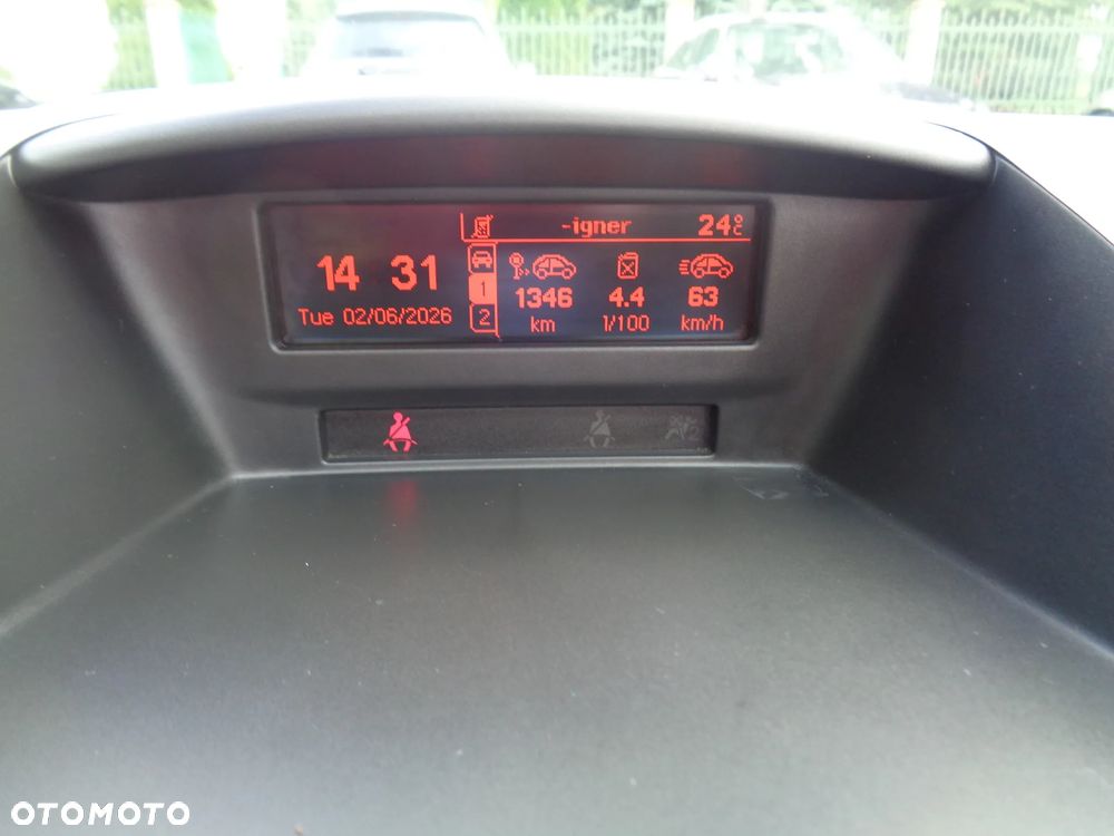 Peugeot 207 CC FAP 110 (Blue Lion) Roland Garros - 27