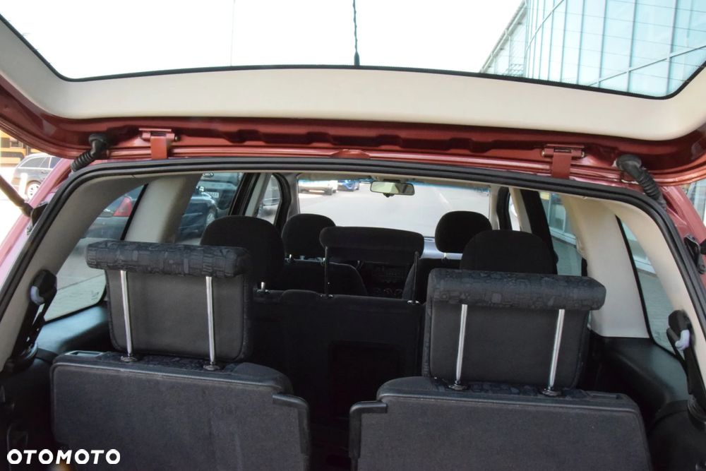 Opel Zafira 1.8 16V Elegance - 23