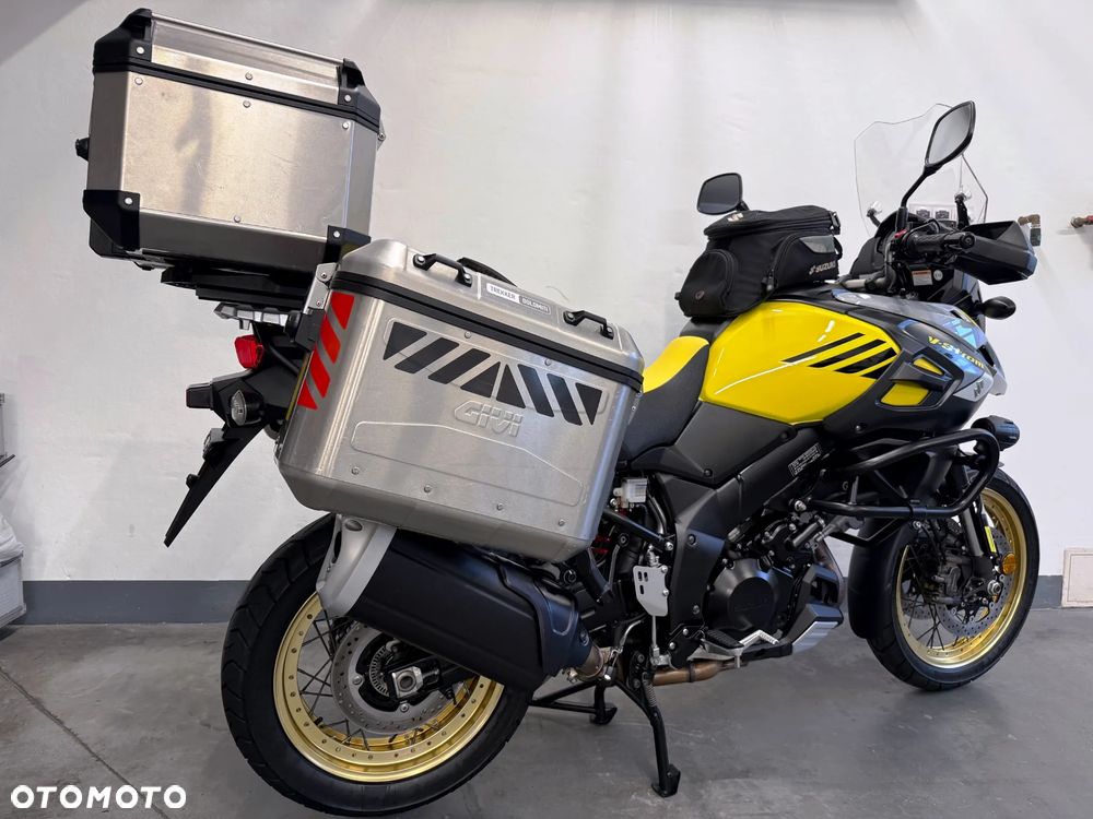 Suzuki V-STROM - 3
