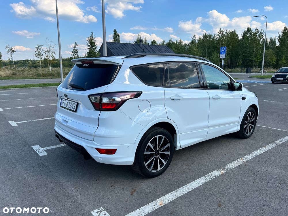 Ford Kuga 2.0 TDCi 2x4 ST-Line - 5