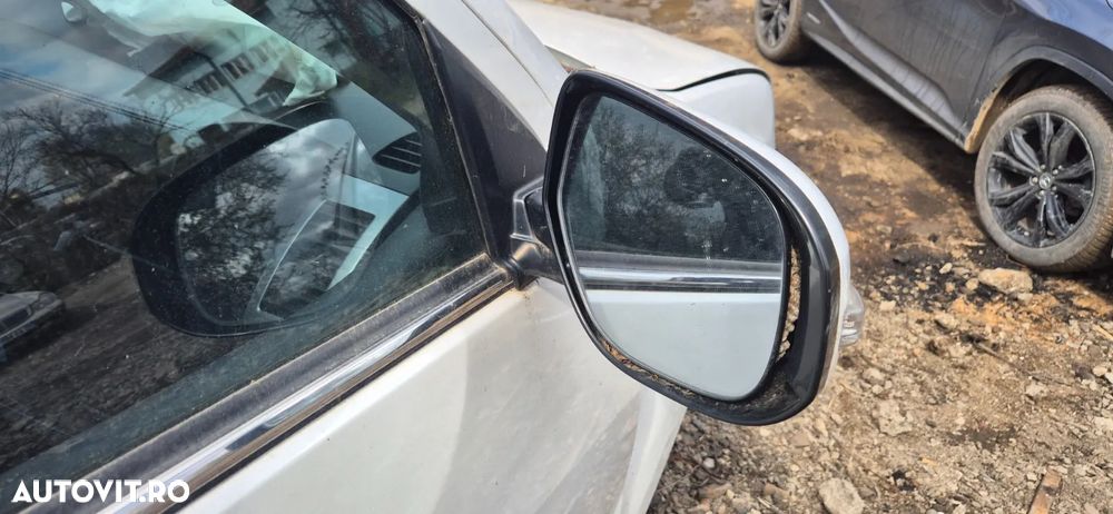 Bara spoiler spate Mitsubishi Outlander 2011 - 3
