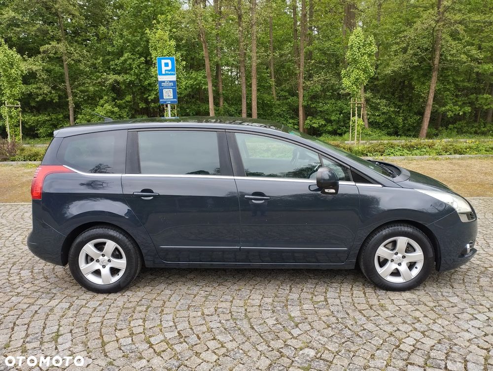 Peugeot 5008 HDI FAP 150 Allure - 12