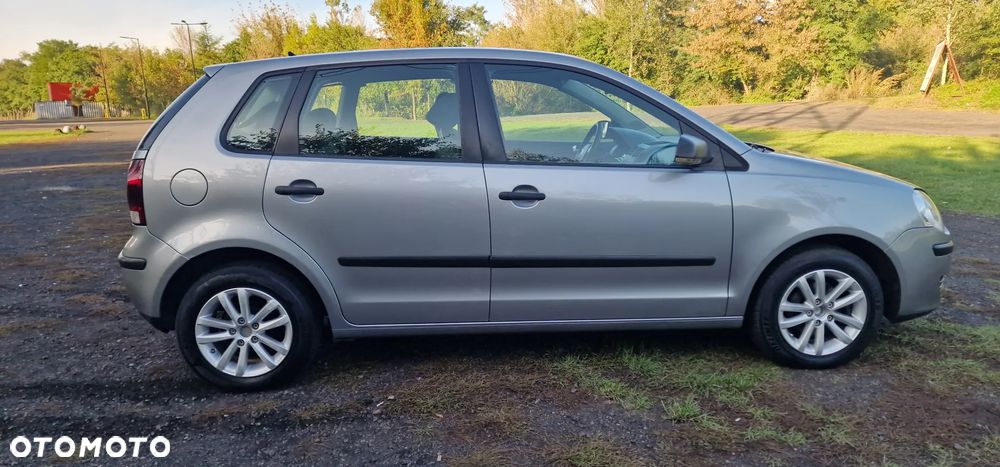 Volkswagen Polo 1.4 TDI DPF Sportline - 4