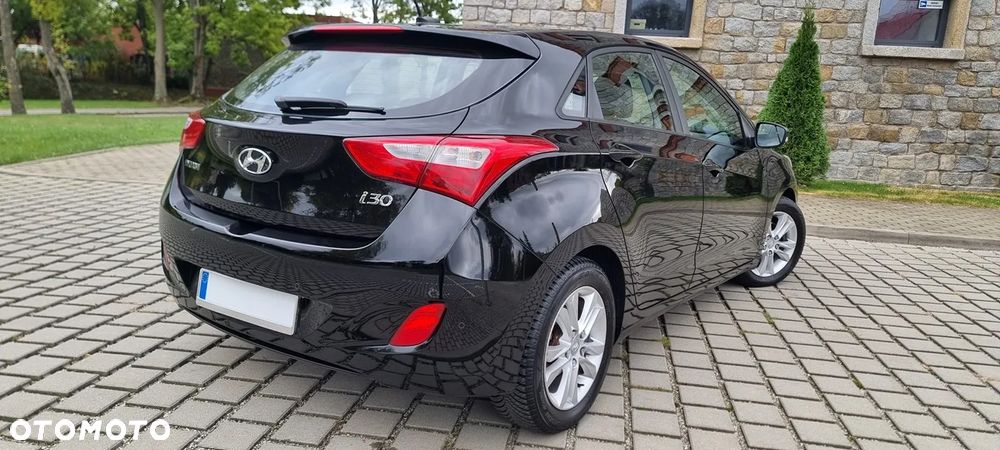 Hyundai i30 1.4 Edition Plus - 13