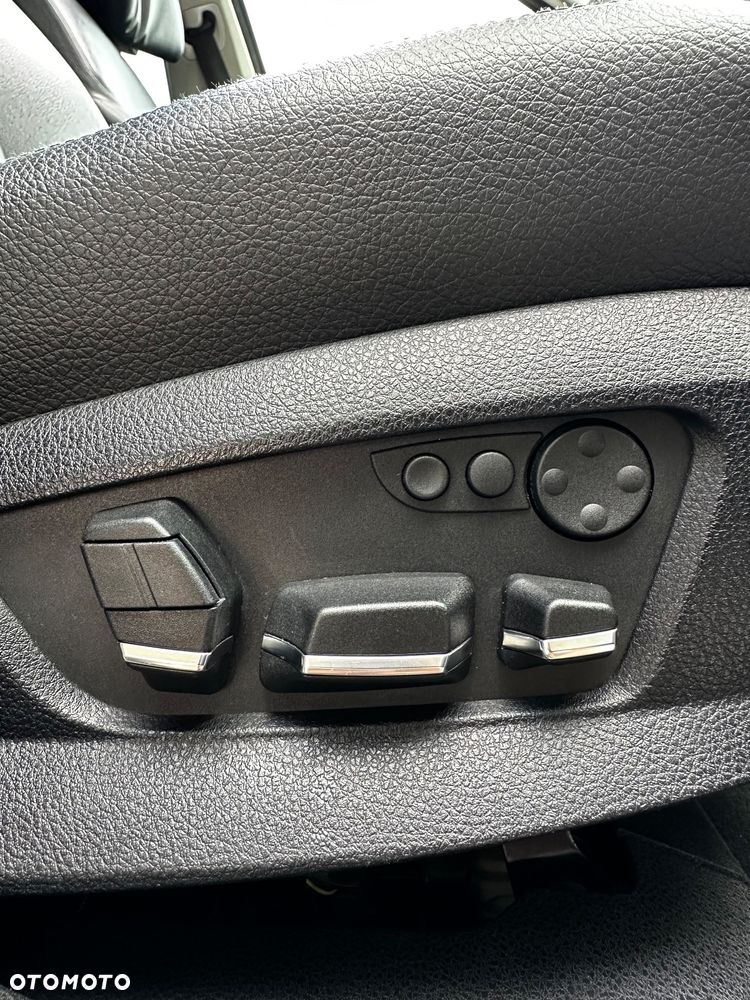 BMW Seria 5 530d xDrive - 20