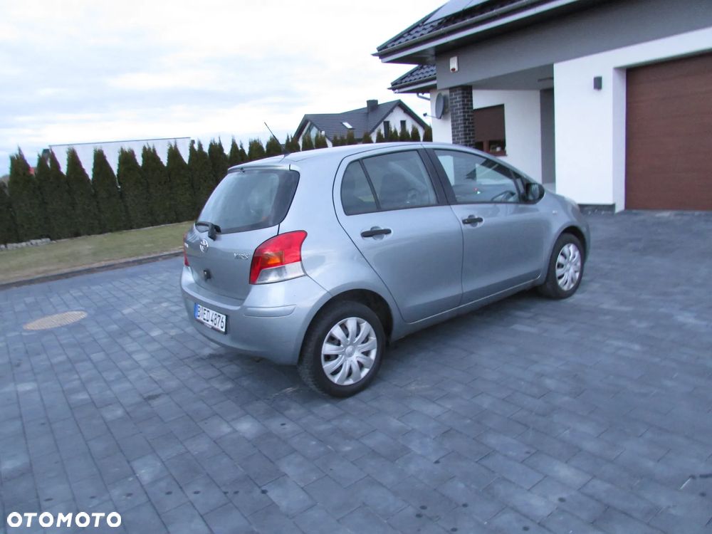 Toyota Yaris 1.0 VVT-i Cool - 8