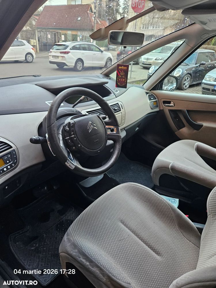 Citroën C4 Picasso - 12