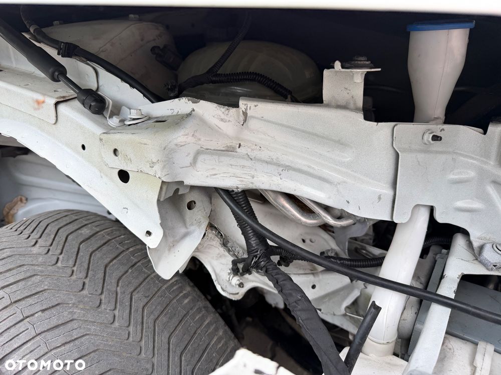 Volvo XC 40 - 35