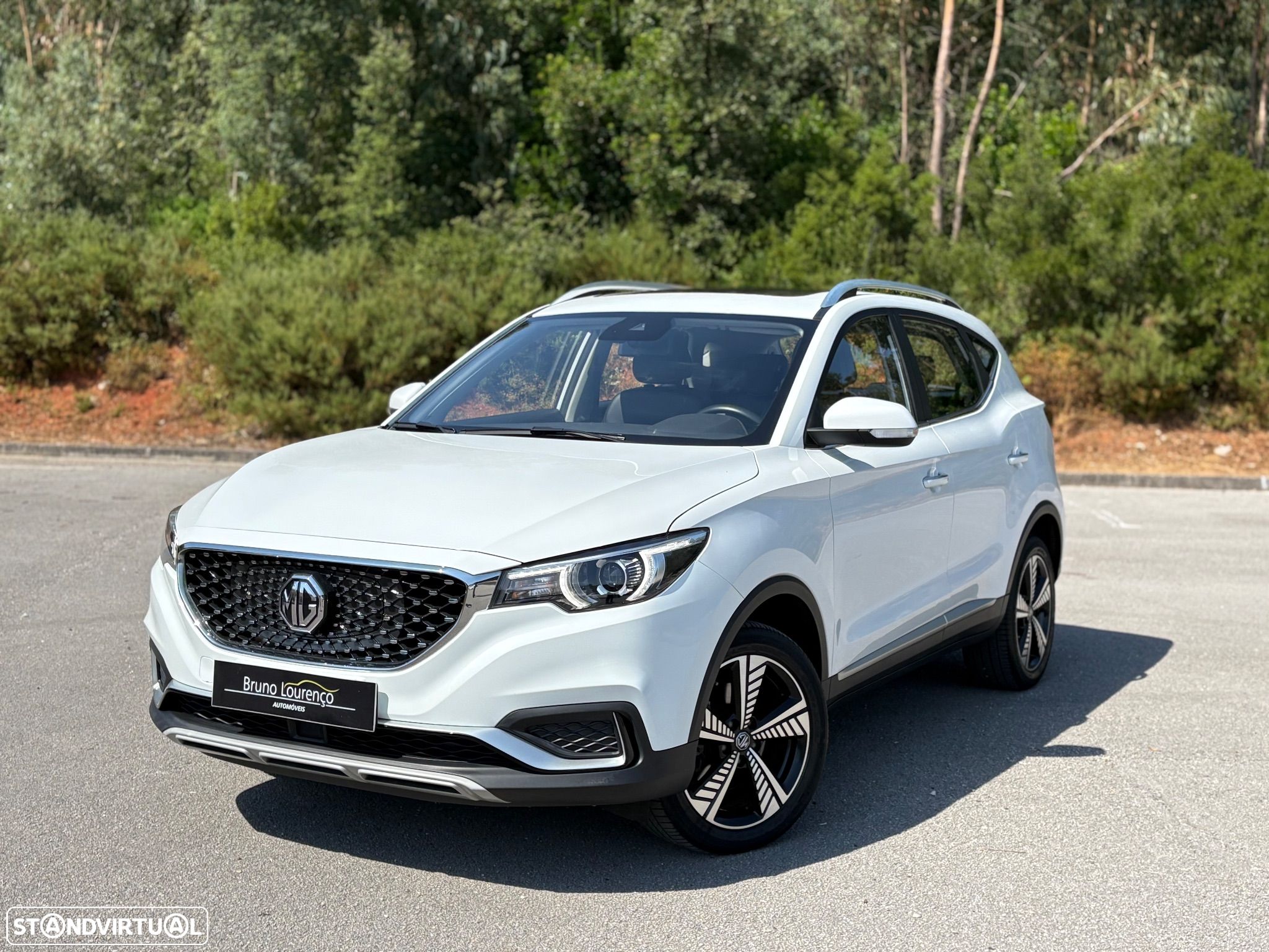 MG ZS EV 44.5 kWh Luxury - 1