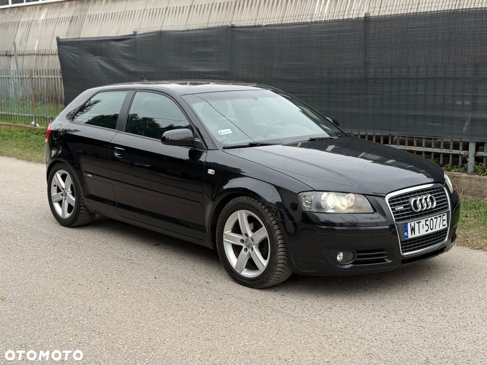 Audi A3 3-drzwiowe 2.0 TDI DPF Ambition S tronic - 3