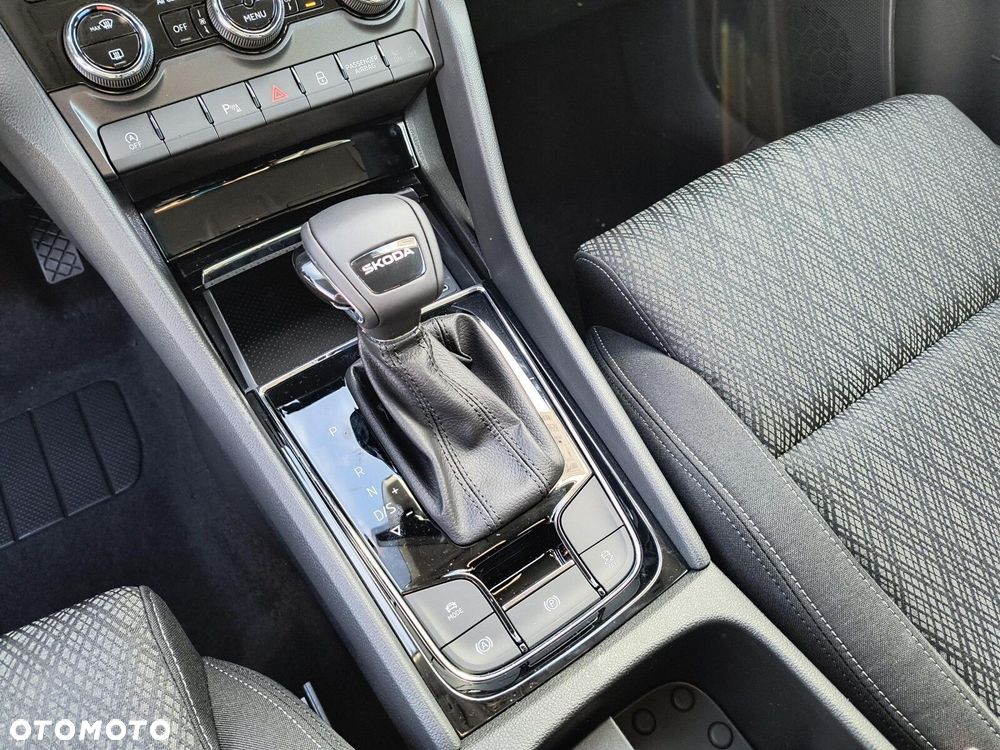 Skoda Karoq 1.5 TSI ACT Edition 130 DSG - 15