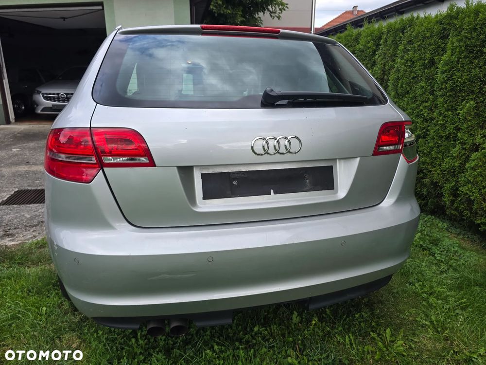 Audi A3 Sportback 1.4 TFSI Attraction - 5