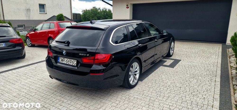 BMW Seria 5 520d Luxury Line - 14