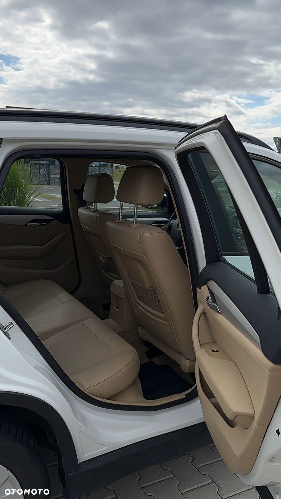 BMW X1 xDrive20d - 15