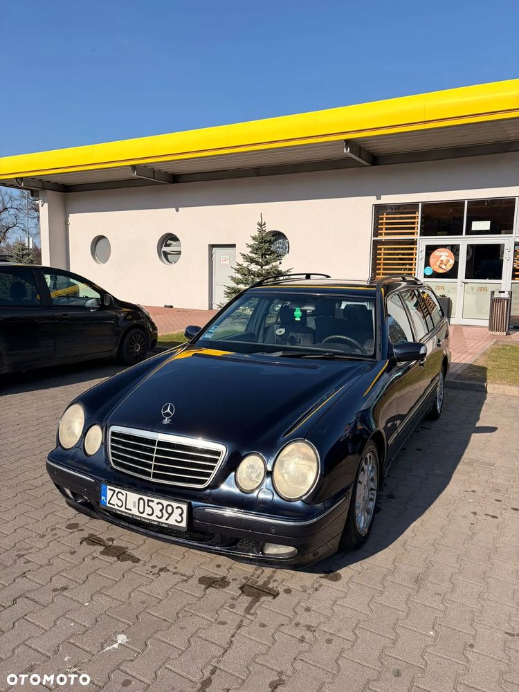 Mercedes-Benz Klasa E - 17