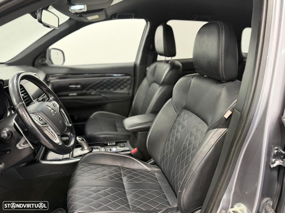 Mitsubishi Outlander 2.4 Intense - 4