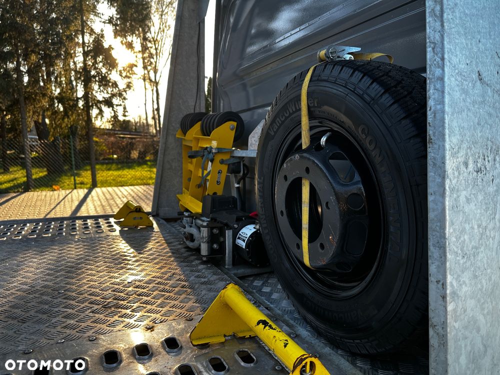 Volkswagen Crafter - 3