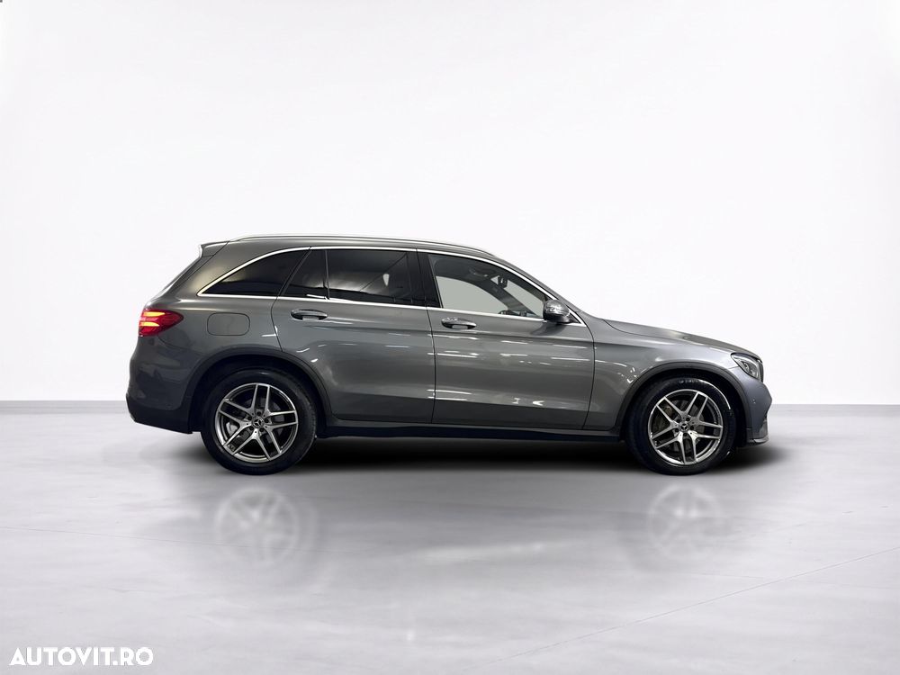 Mercedes-Benz GLC 220 d 4MATIC 9G-TRONIC AMG Line - 7