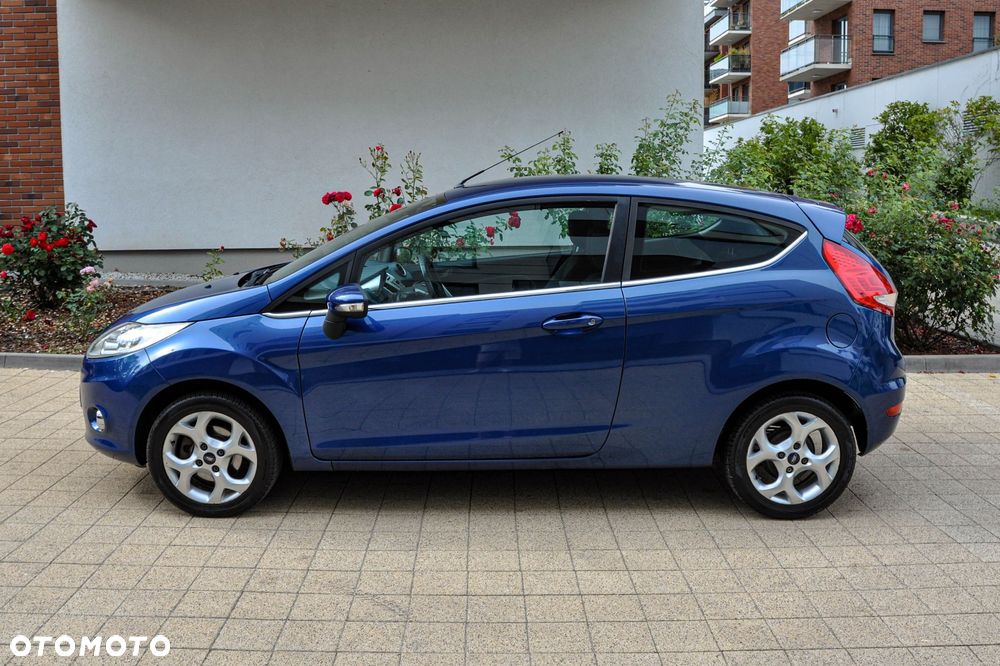 Ford Fiesta - 2