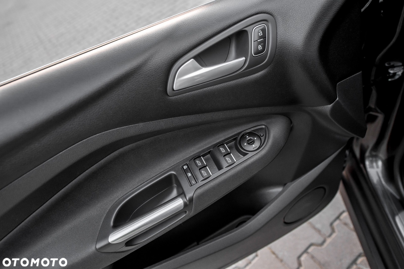 Ford C-MAX 1.5 EcoBoost Start-Stop-System Titanium - 21