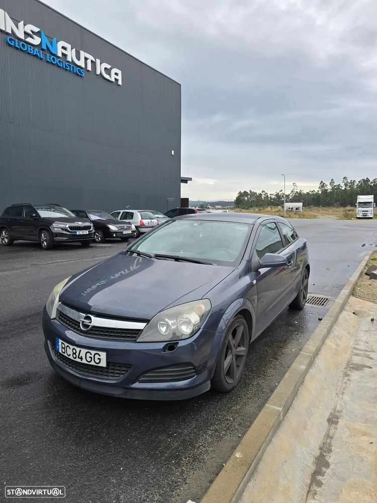 Opel Astra GTC 1.7 CDTI - 8