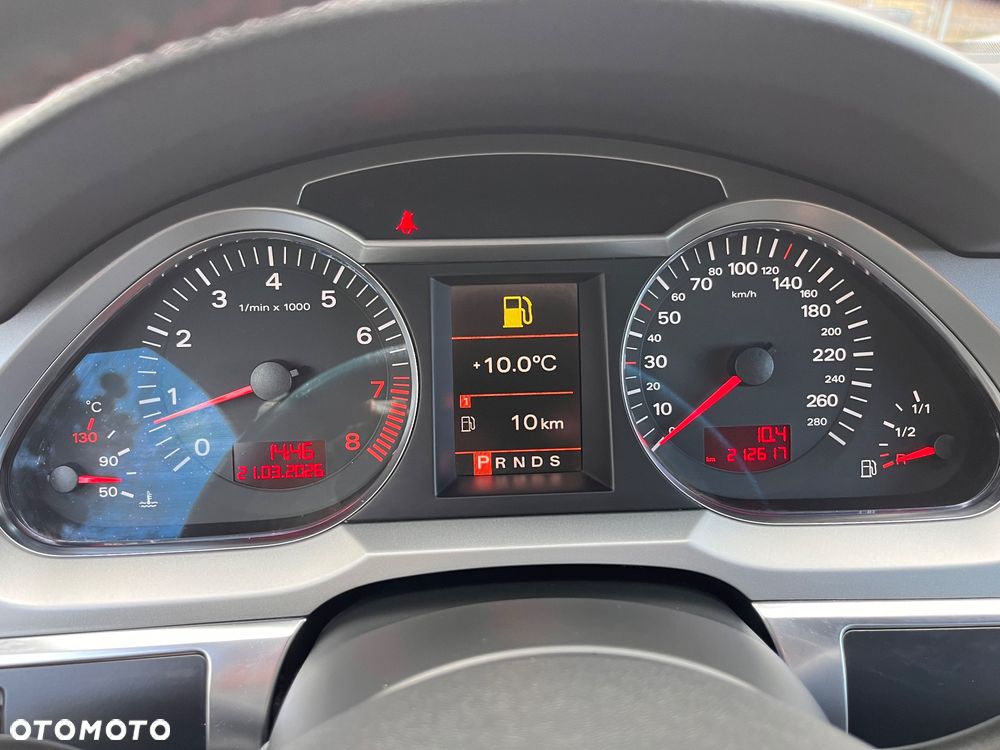 Audi A6 Avant 3.2 FSI Quattro Tiptronic - 24