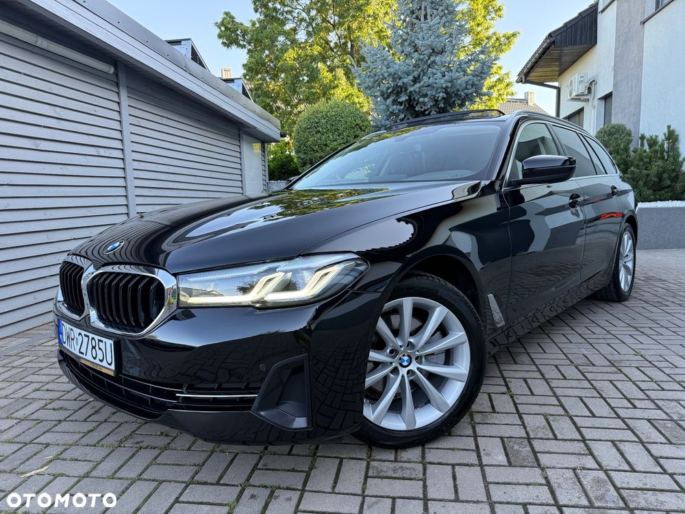BMW Seria 5 520i Touring Luxury Line - 1