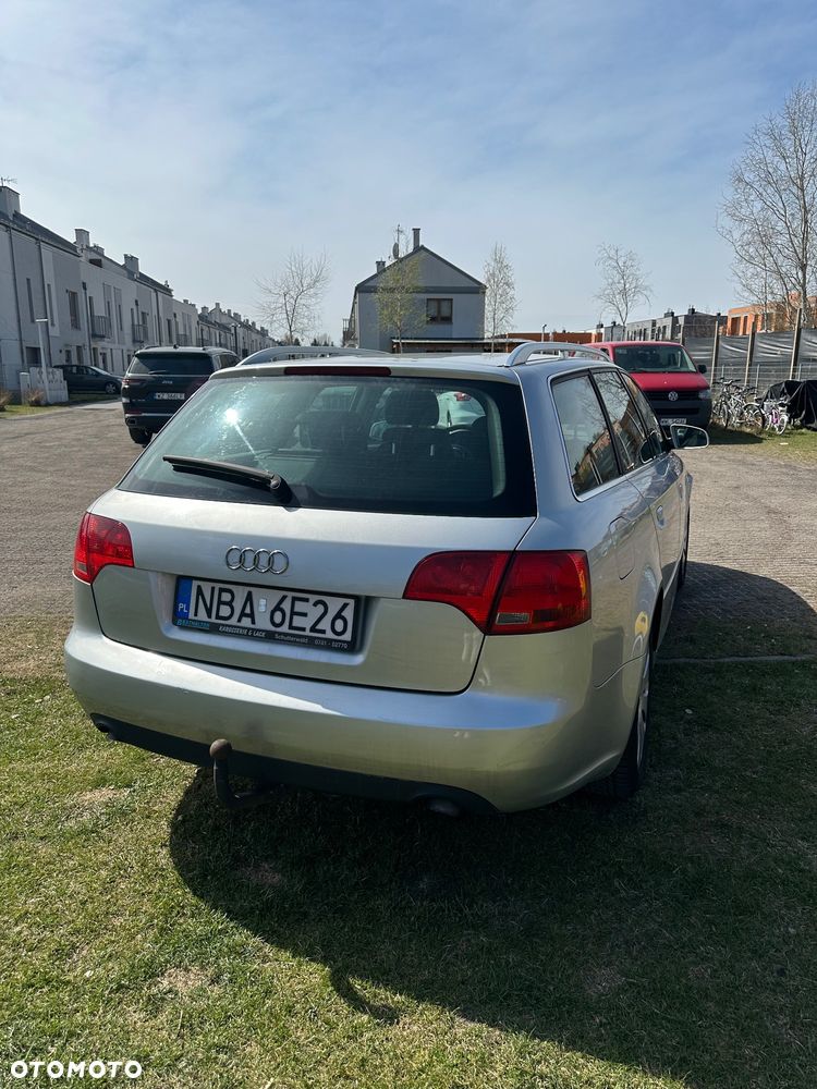 Audi A4 Avant 2.0 TDI DPF quattro - 5