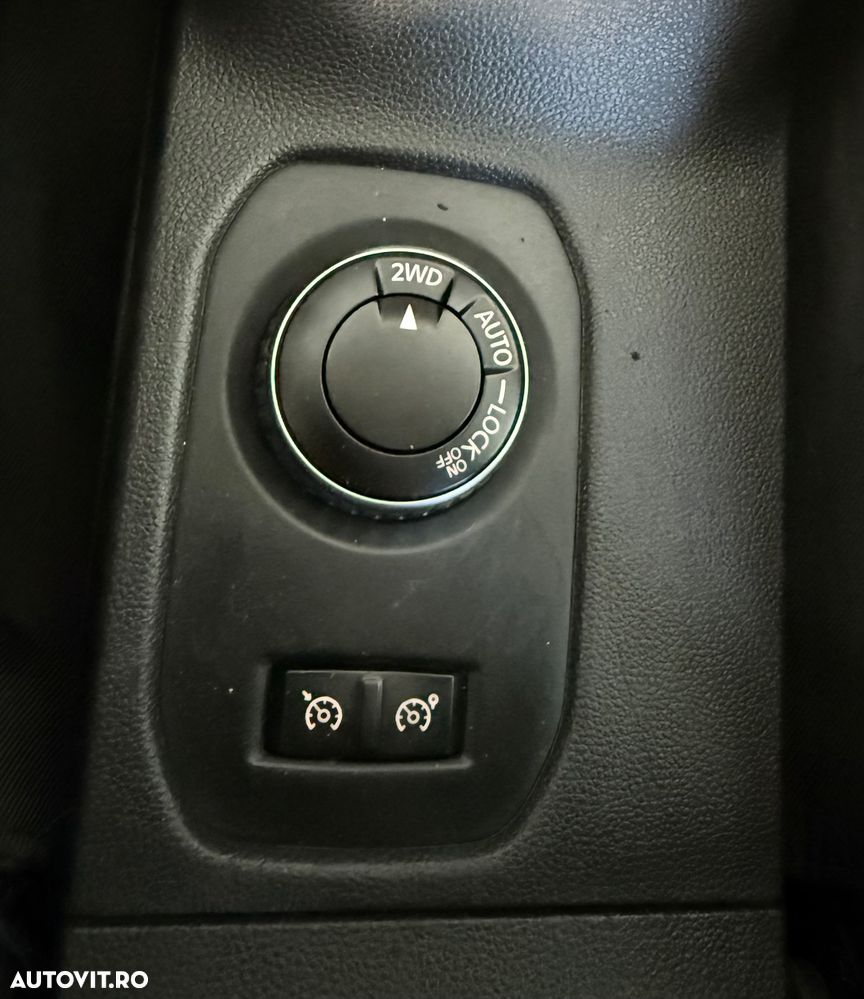 Dacia Duster 1.5 dCi 4x4 Ambiance - 28