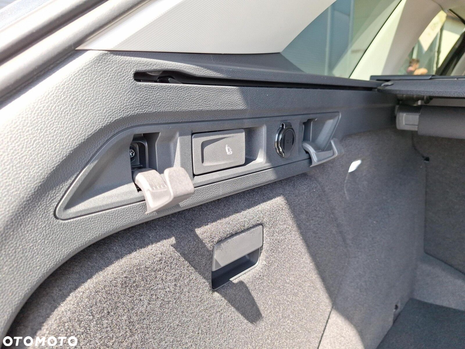 Skoda Superb 2.0 TDI SCR Edition 130 DSG - 37