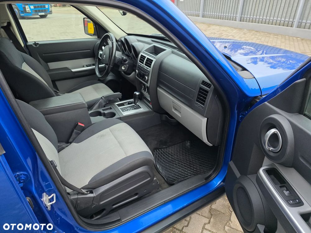 Dodge Nitro 3.7 V6 SLT 4WD - 22