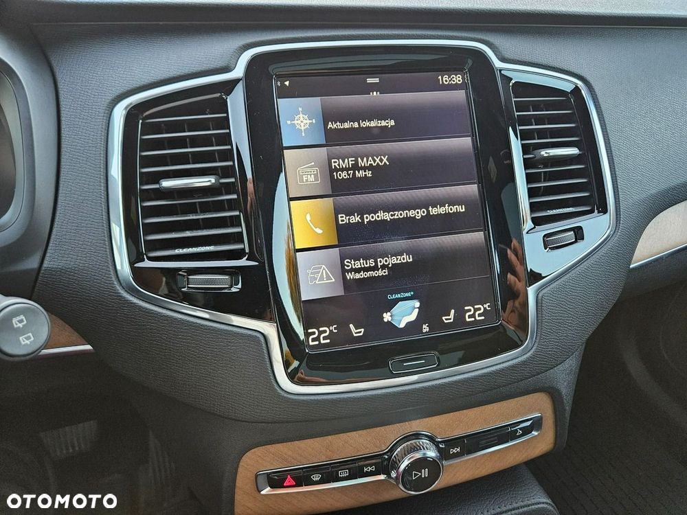 Volvo XC 90 T6 AWD Momentum 7os - 35