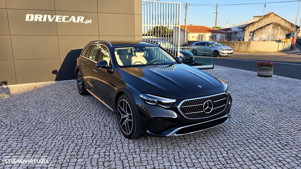 Mercedes-Benz E 300 - 1