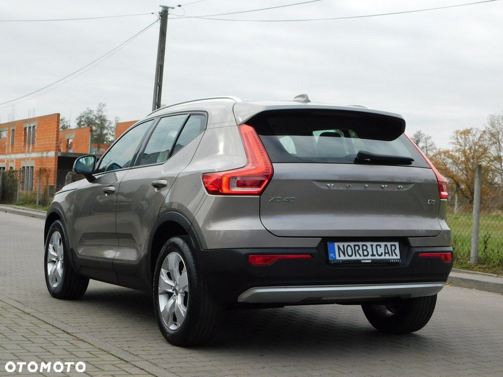 Volvo XC 40 D3 Momentum Pro - 30