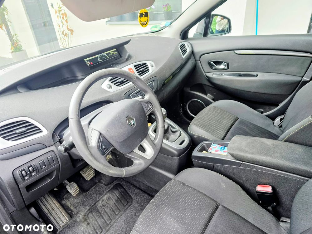 Renault Scenic dCi 130 FAP Dynamique - 12