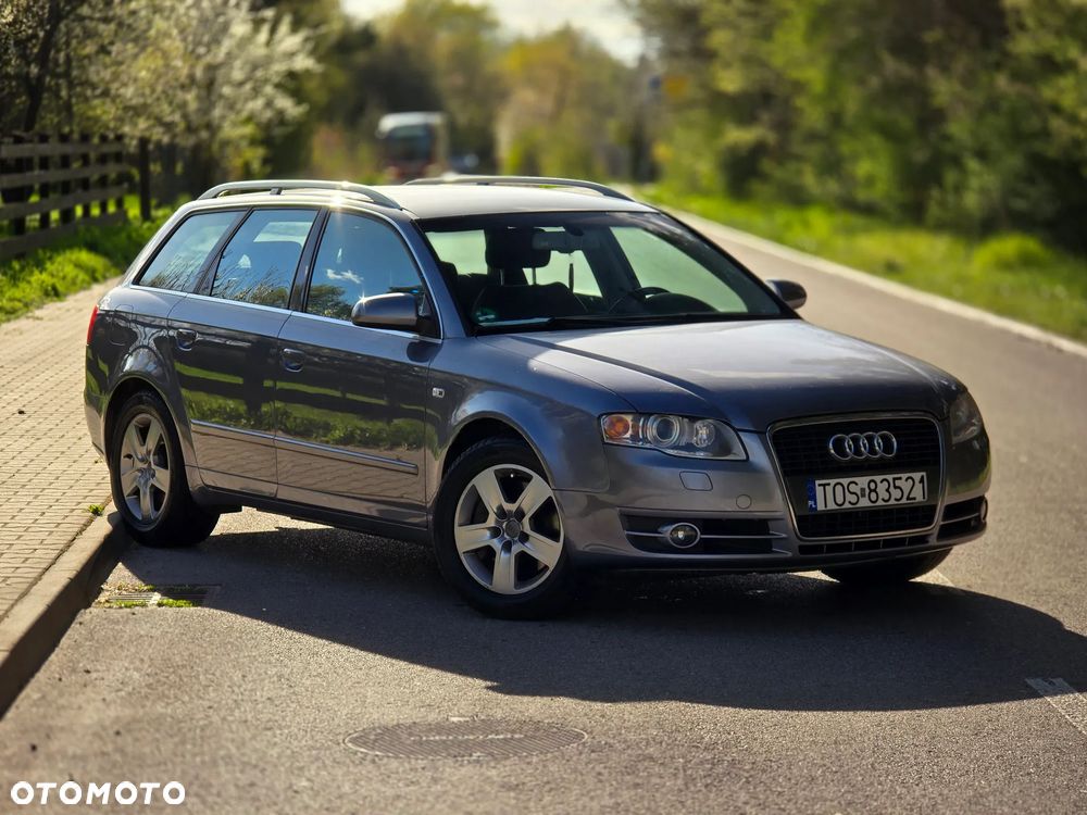 Audi A4 Avant 2.0 T FSI - 1