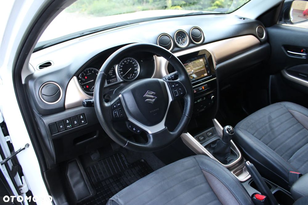 Suzuki Vitara 1.6 XLED 2WD - 16