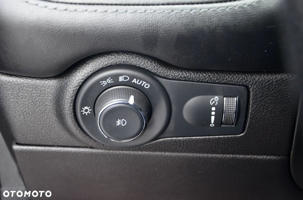 Dodge Durango 3,6 Limited - 34